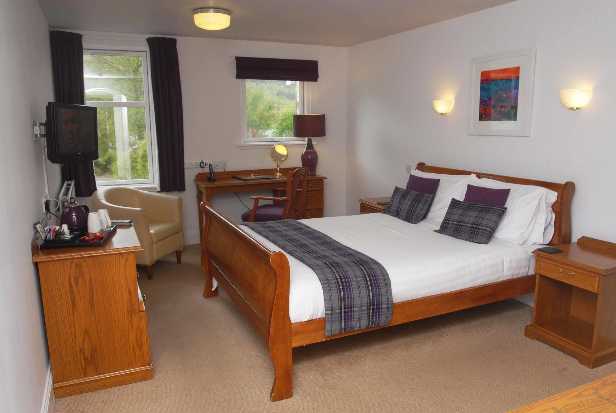 Achray House Restaurant With Rooms Saint Fillans Eksteriør bilde